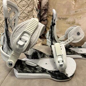 Union Binding Company Women's Medium White & Black Marbled Bindings